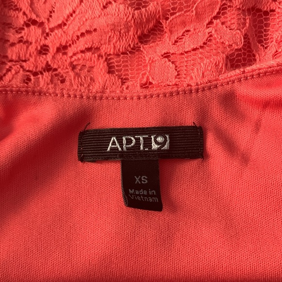 Coral colored dress - Picture 3 of 3